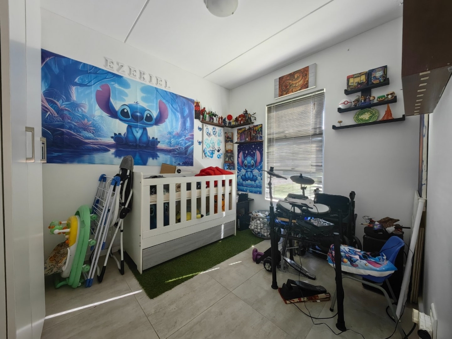 2 Bedroom Property for Sale in Aan de Wijnlanden Western Cape